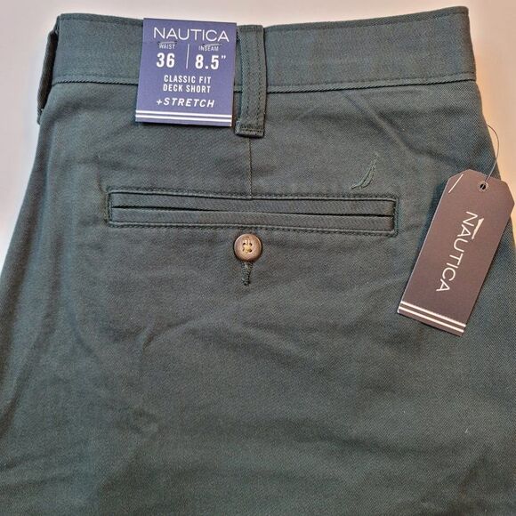 Nautica Men's Classic-Fit 8.5" Deck Short - Picture 6 of 8